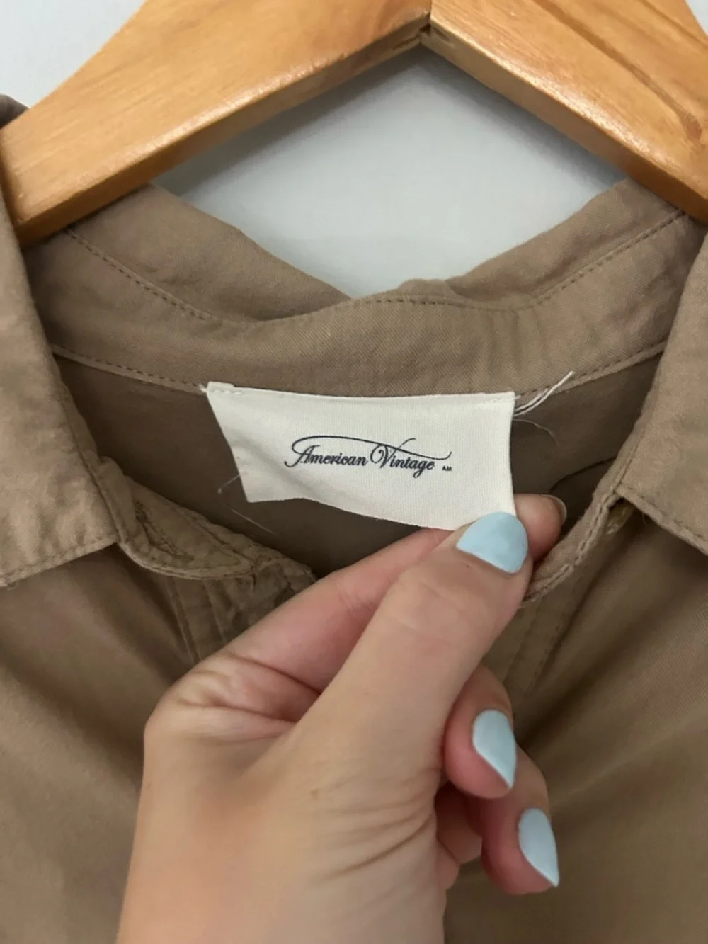 American Vintage Light Brown Button Down Collared Shirt - Picture 3 of 5
